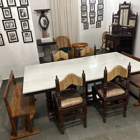 ホテル The First House カーライッカール エクステリア 写真