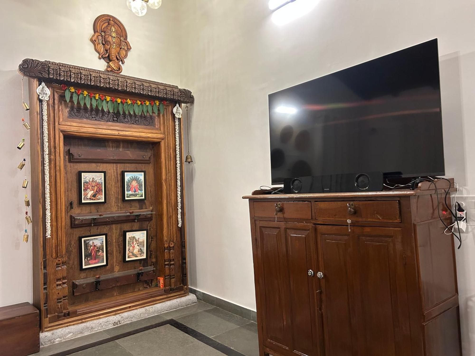 ホテル The First House カーライッカール エクステリア 写真